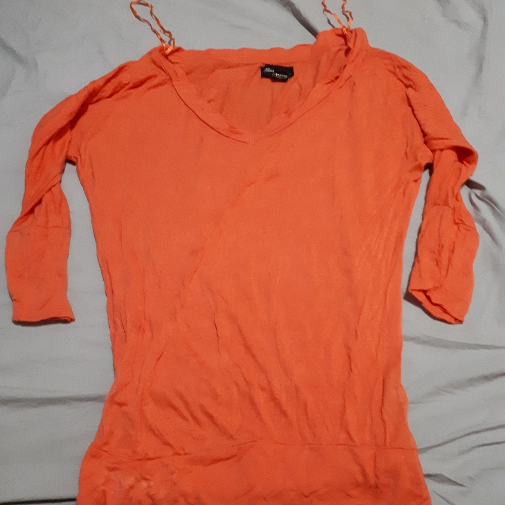 Womens v-neck long sleeve top